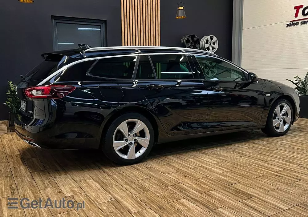 OPEL Insignia Grand Sport2.0 Direct InjTurbo 4x4 Dynamic