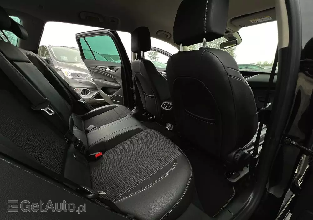 OPEL Insignia Grand Sport2.0 Direct InjTurbo 4x4 Dynamic