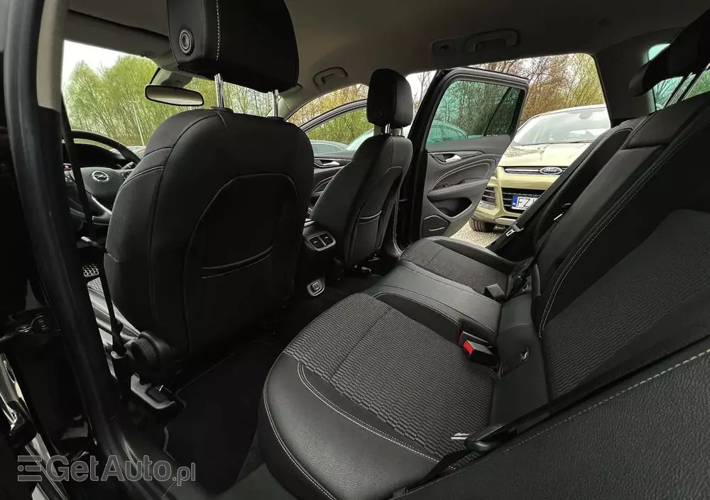 OPEL Insignia Grand Sport2.0 Direct InjTurbo 4x4 Dynamic