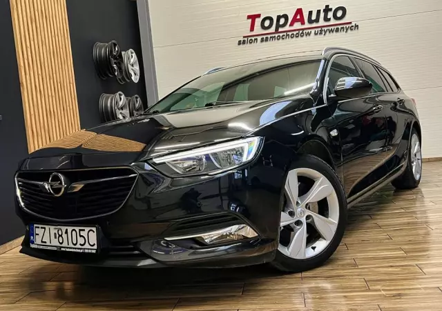 OPEL Insignia Grand Sport2.0 Direct InjTurbo 4x4 Dynamic