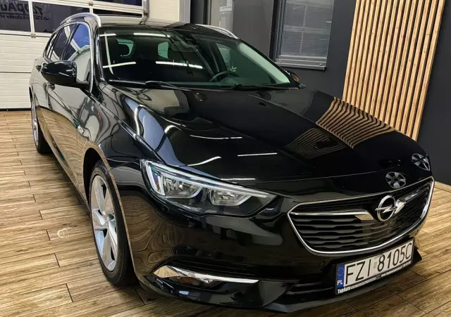OPEL Insignia Grand Sport2.0 Direct InjTurbo 4x4 Dynamic