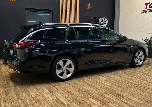 OPEL Insignia Grand Sport2.0 Direct InjTurbo 4x4 Dynamic