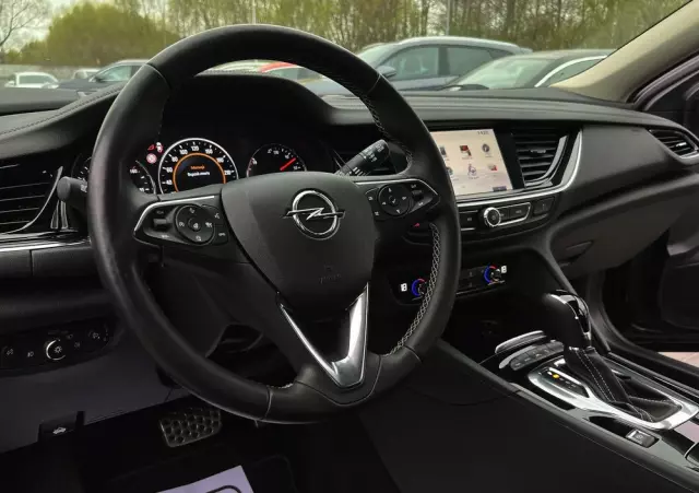 OPEL Insignia Grand Sport2.0 Direct InjTurbo 4x4 Dynamic