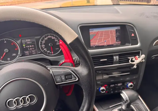 AUDI Q5 2.0 TDI Quattro S tronic