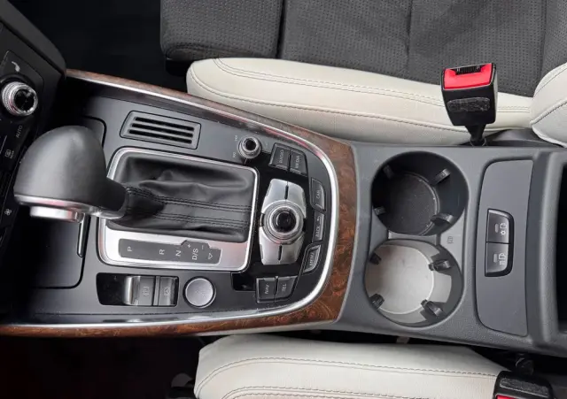 AUDI Q5 2.0 TDI Quattro S tronic