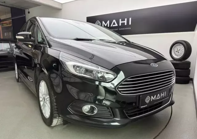 FORD S-Max 2.0 TDCi Titanium
