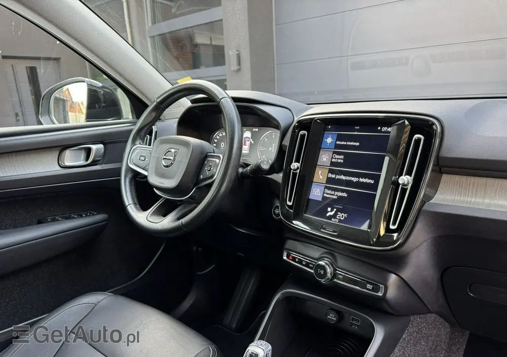 VOLVO XC 40 D3 Inscription