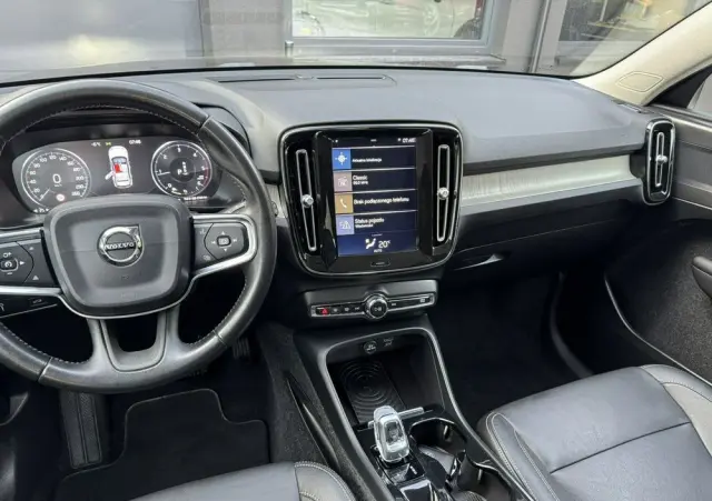 VOLVO XC 40 D3 Inscription