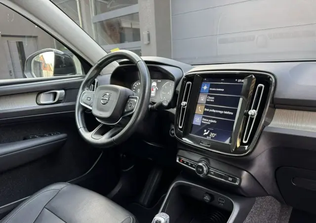 VOLVO XC 40 D3 Inscription