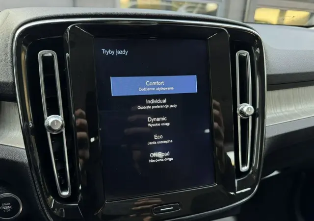 VOLVO XC 40 D3 Inscription