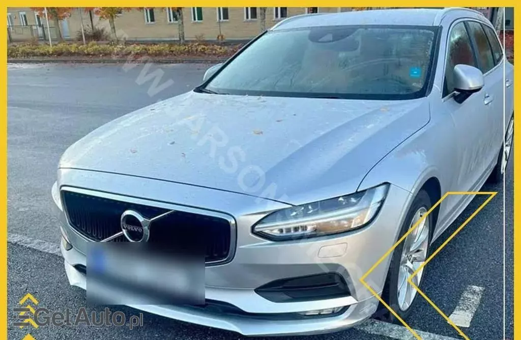 VOLVO V90 