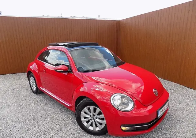VOLKSWAGEN Beetle The 1.6 TDI DPF Exclusive Design