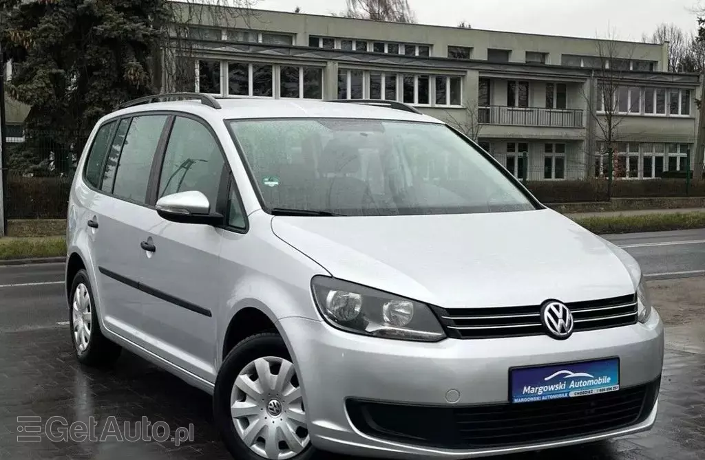VOLKSWAGEN Touran 