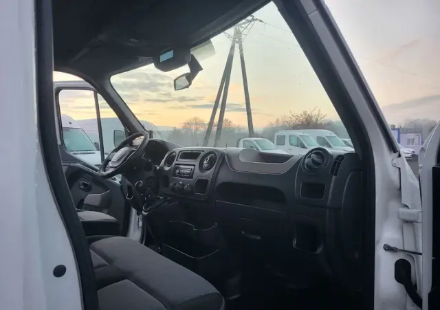 RENAULT Master wywrotka bliźniak klima super stan 