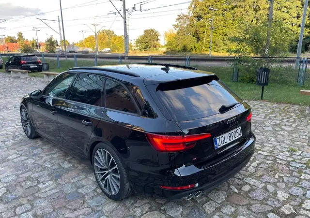 AUDI A4 Avant 