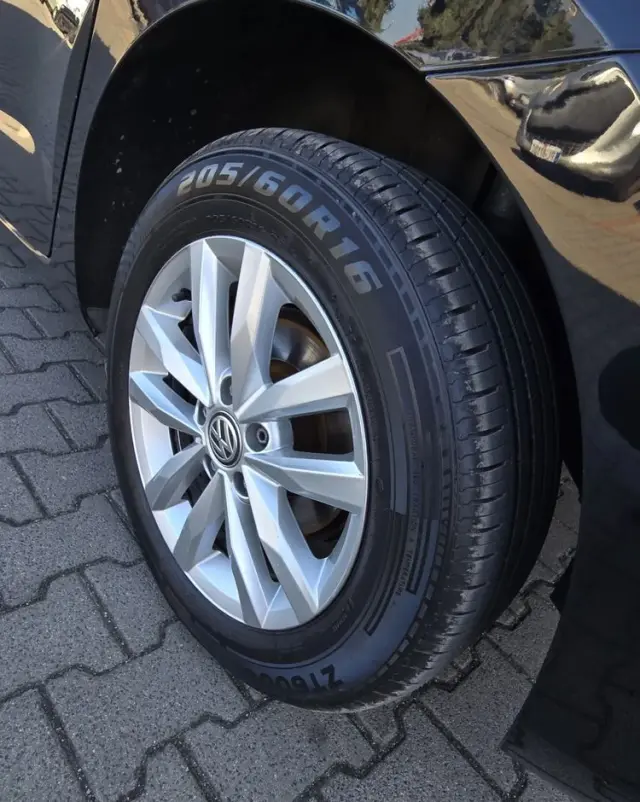 VOLKSWAGEN Touran 1.6 TDI SCR DSG Join