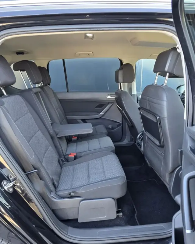 VOLKSWAGEN Touran 1.6 TDI SCR DSG Join