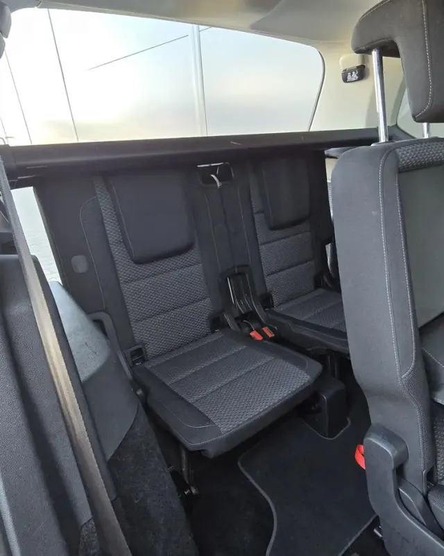 VOLKSWAGEN Touran 1.6 TDI SCR DSG Join