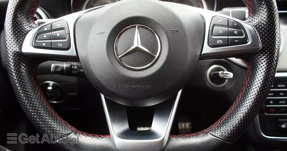 MERCEDES-BENZ CLA 200 7G-DCT AMG Line