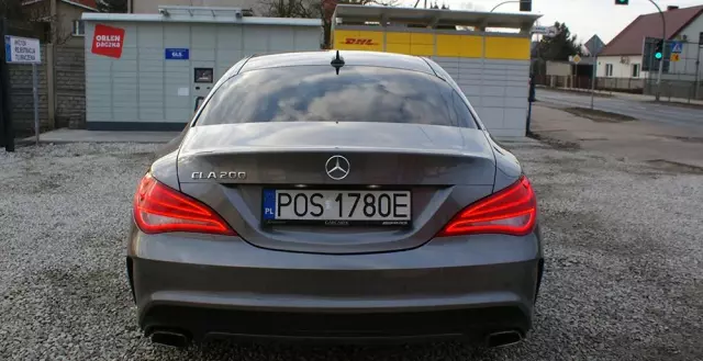 MERCEDES-BENZ CLA 200 7G-DCT AMG Line