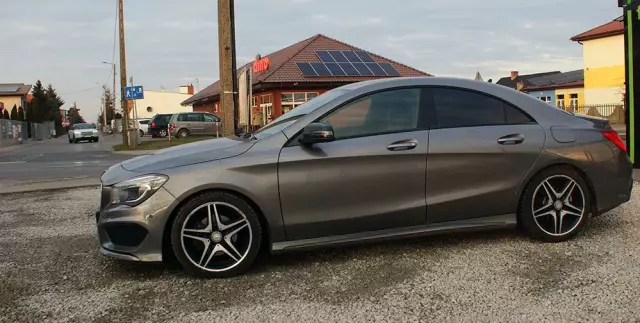 MERCEDES-BENZ CLA 200 7G-DCT AMG Line