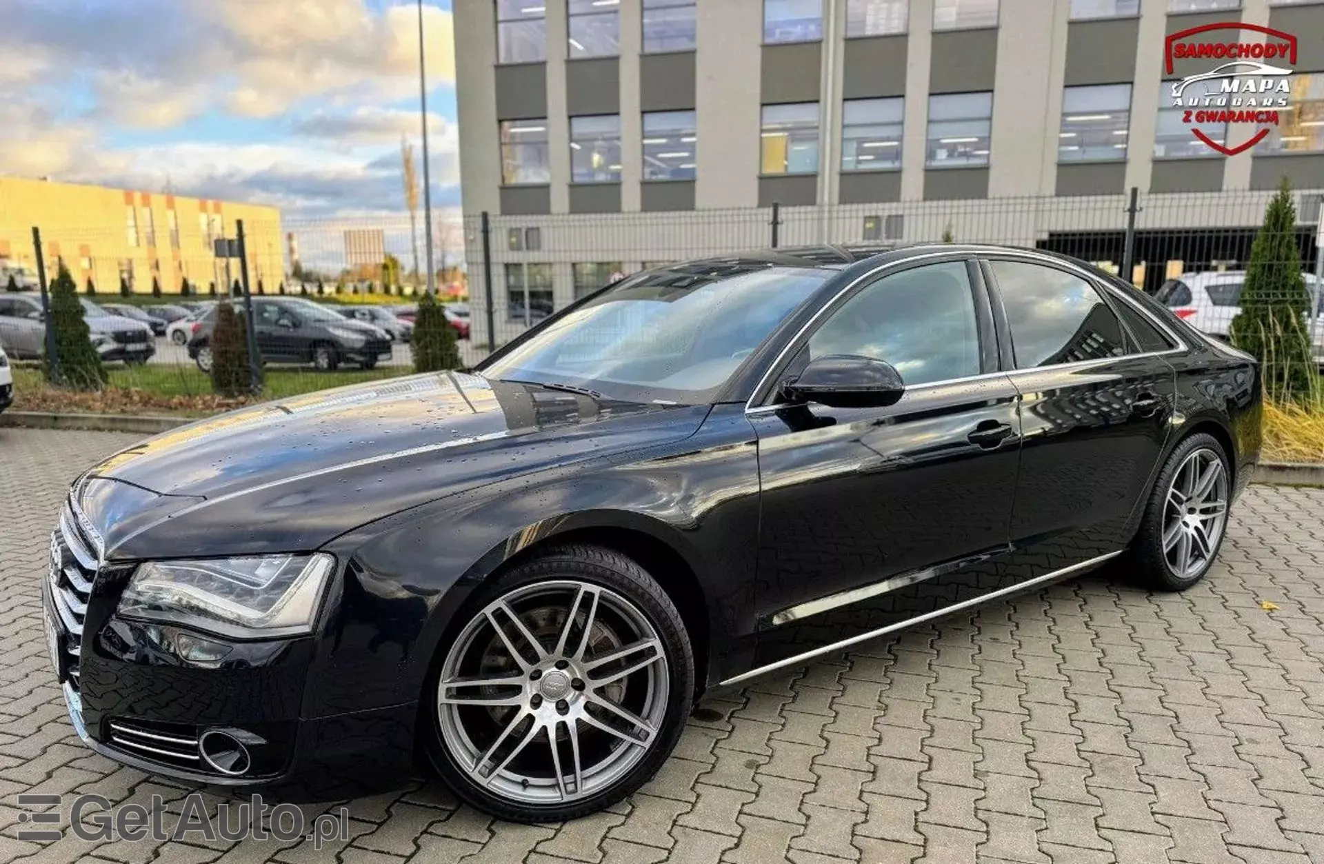 AUDI A8 
