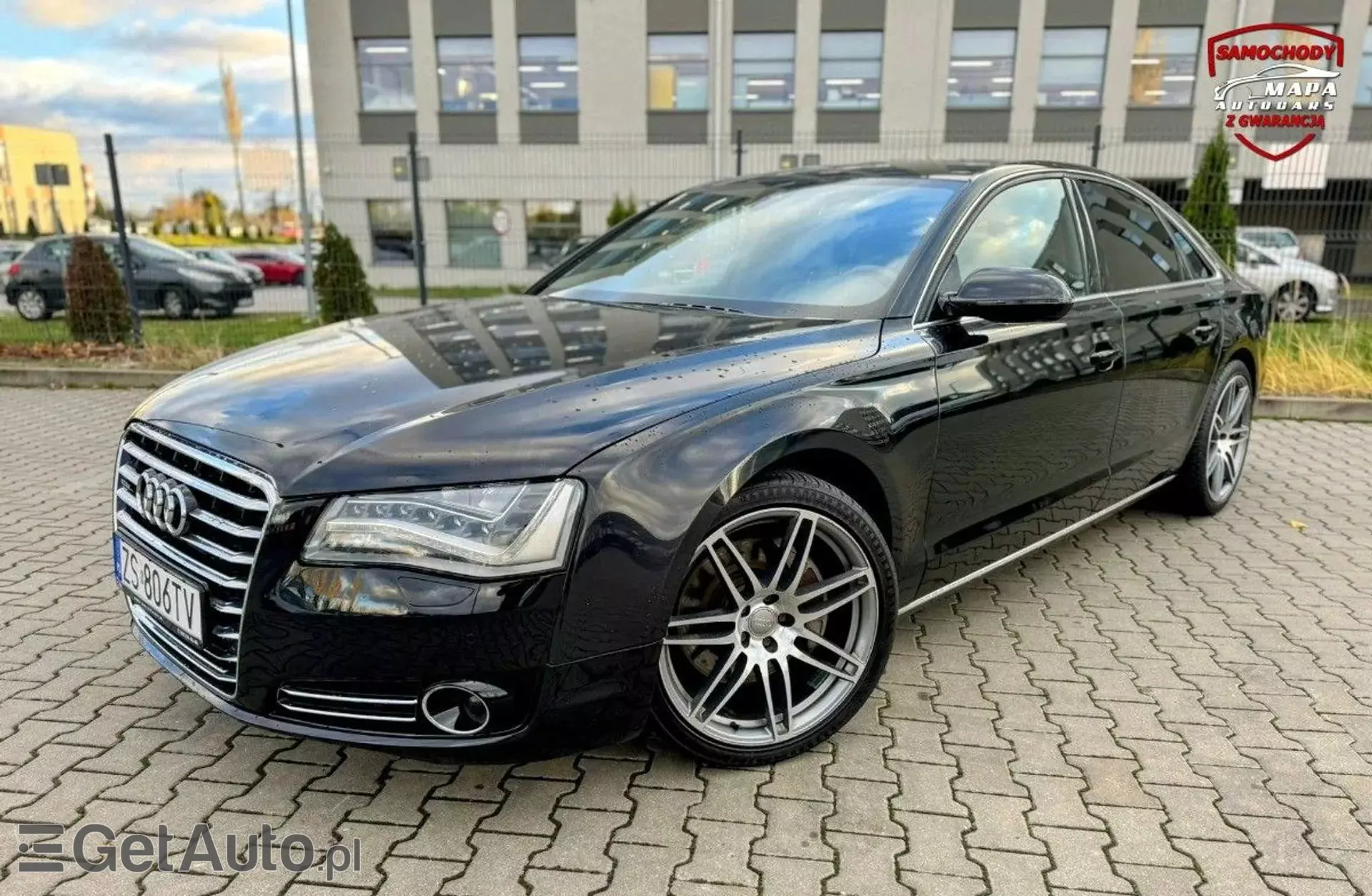 AUDI A8 