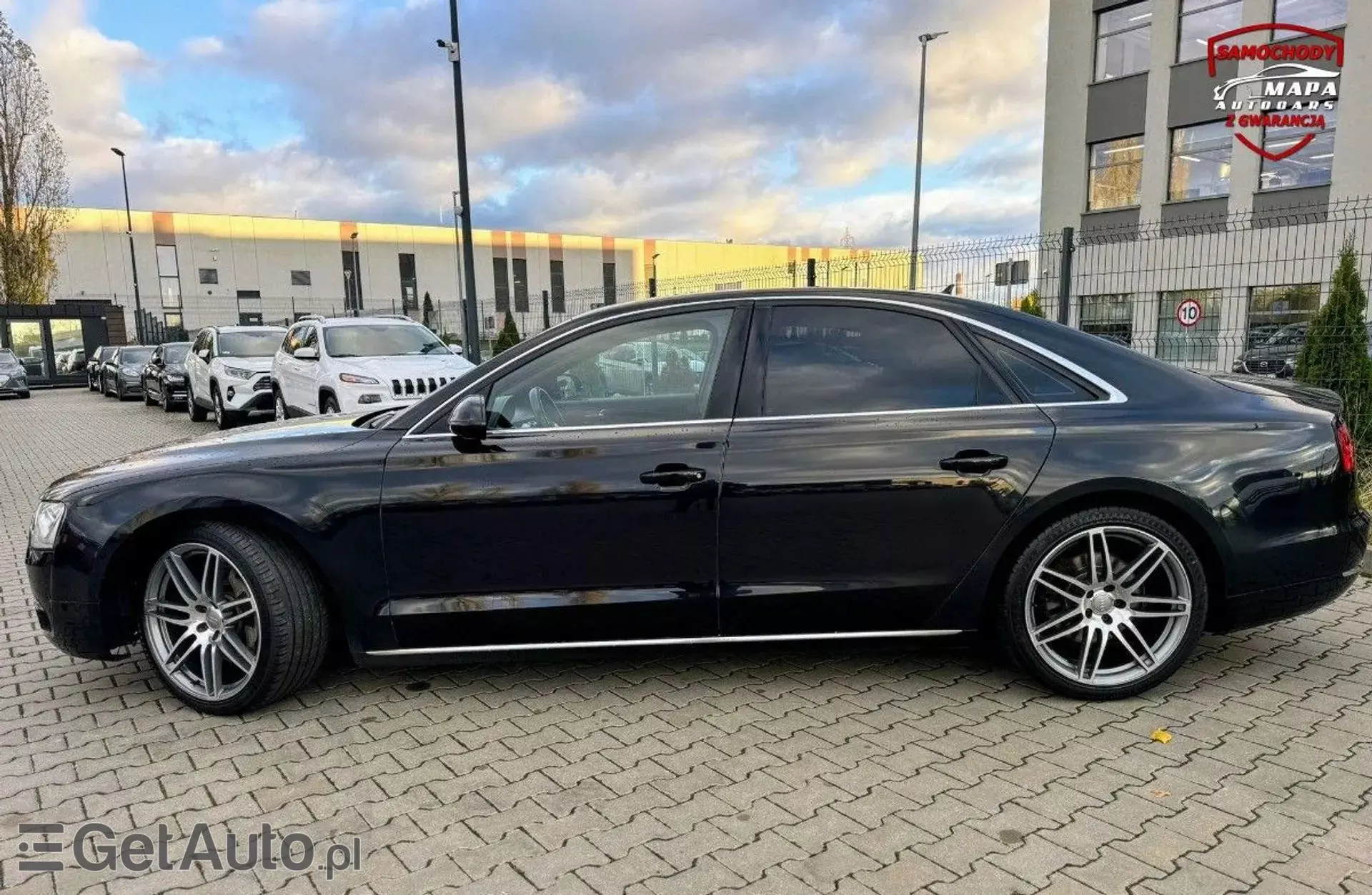 AUDI A8 