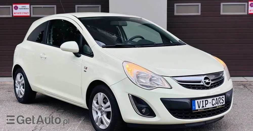 OPEL Corsa 