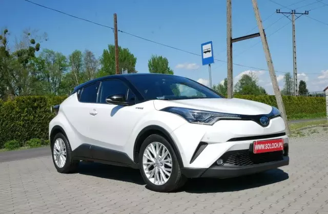 TOYOTA C-HR 