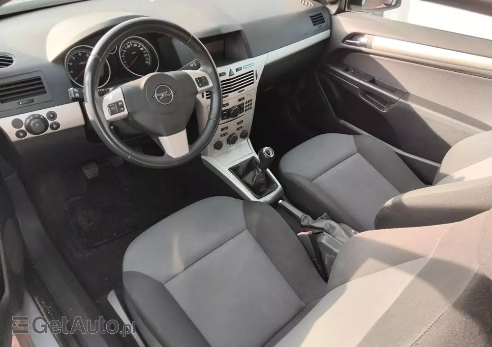 OPEL Astra GTC 1.4