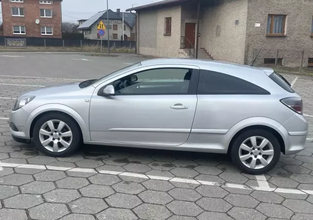 OPEL Astra GTC 1.4