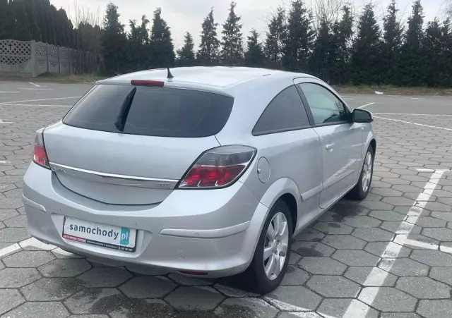 OPEL Astra GTC 1.4