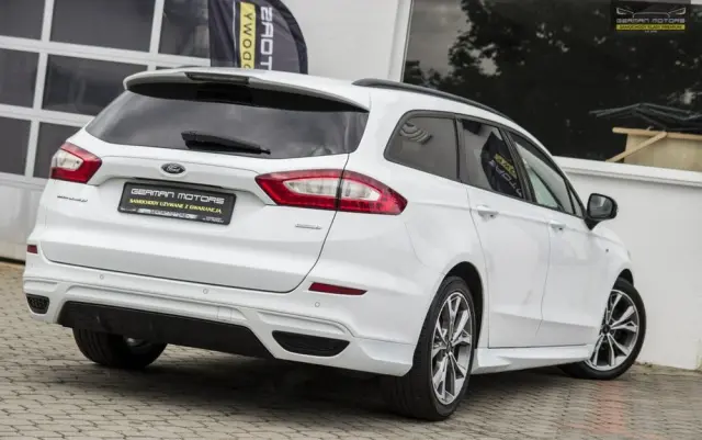 FORD Mondeo 1.5 EcoBoost ST-Line X