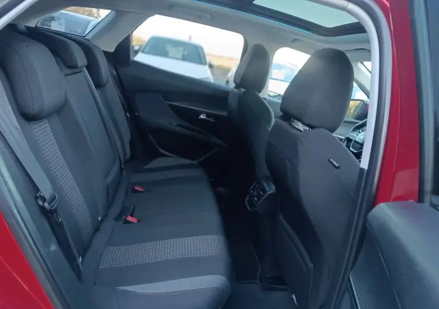 PEUGEOT 3008 PureTech 130 Stop & Start EAT6 Active