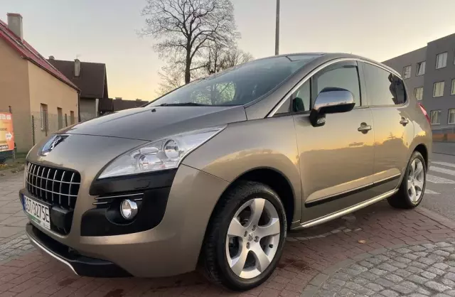 PEUGEOT 3008 