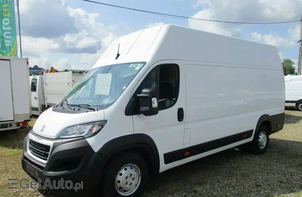 PEUGEOT Boxer 