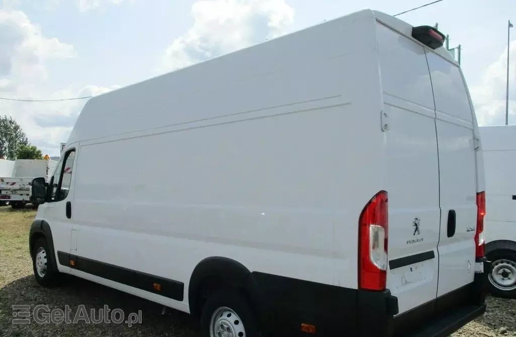 PEUGEOT Boxer 