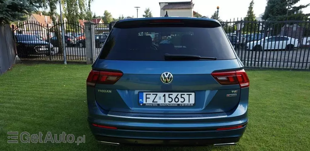VOLKSWAGEN Tiguan 
