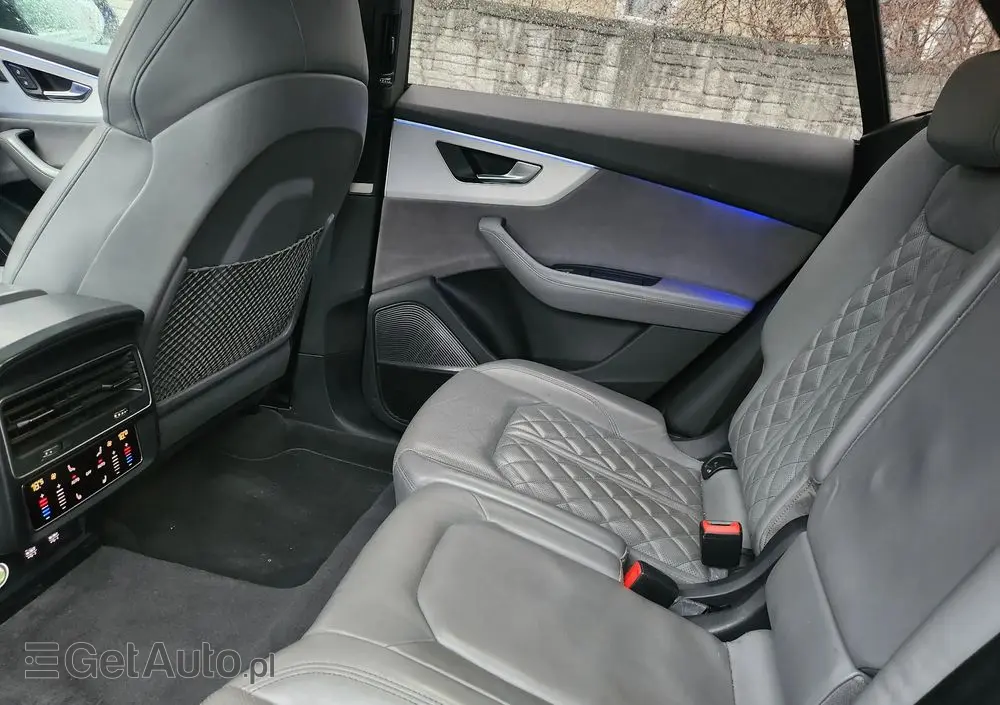 AUDI Q8 50 TDI quattro tiptronic