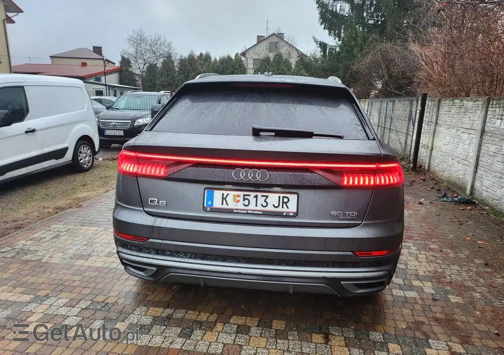 AUDI Q8 50 TDI quattro tiptronic
