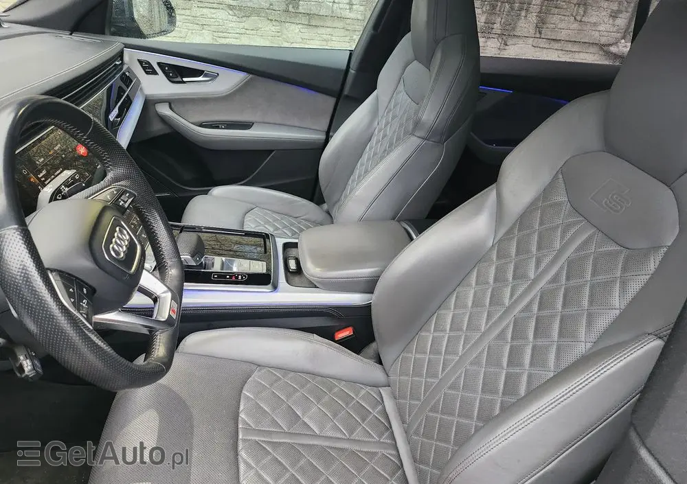 AUDI Q8 50 TDI quattro tiptronic