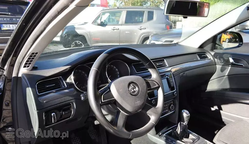 SKODA Superb 2.0 TDI (140 KM) DPF