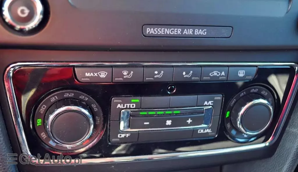 SKODA Superb 2.0 TDI (140 KM) DPF