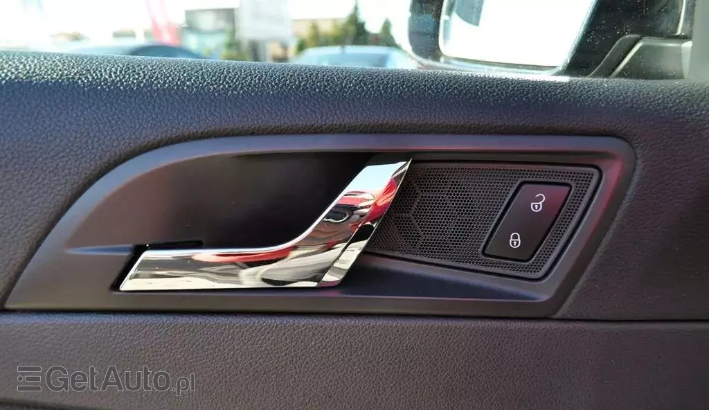 SKODA Superb 2.0 TDI (140 KM) DPF