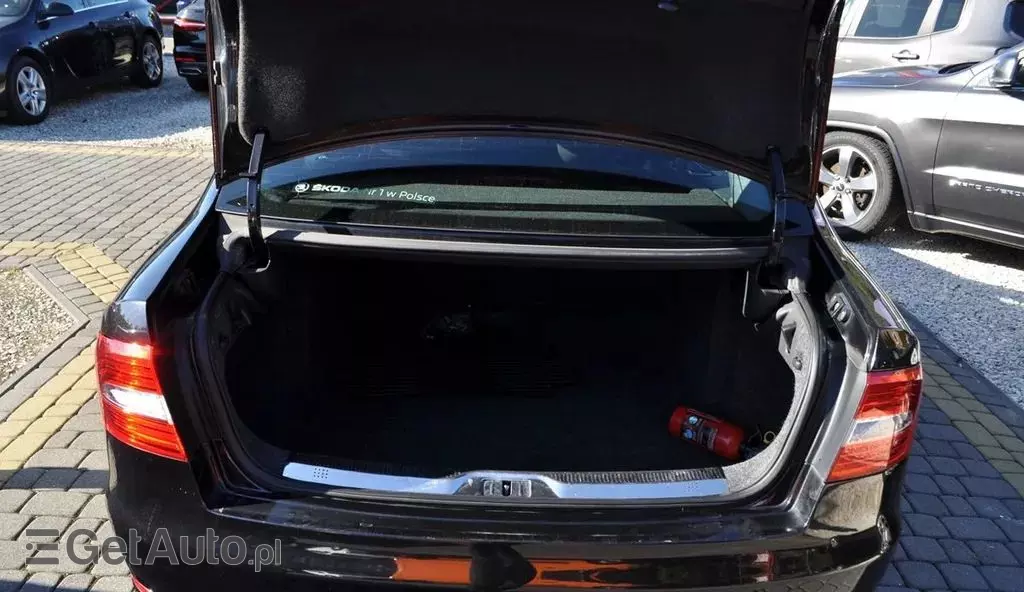 SKODA Superb 2.0 TDI (140 KM) DPF