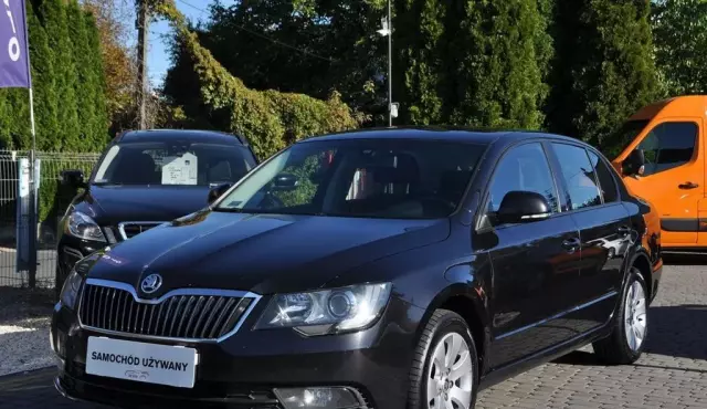 SKODA Superb 2.0 TDI (140 KM) DPF
