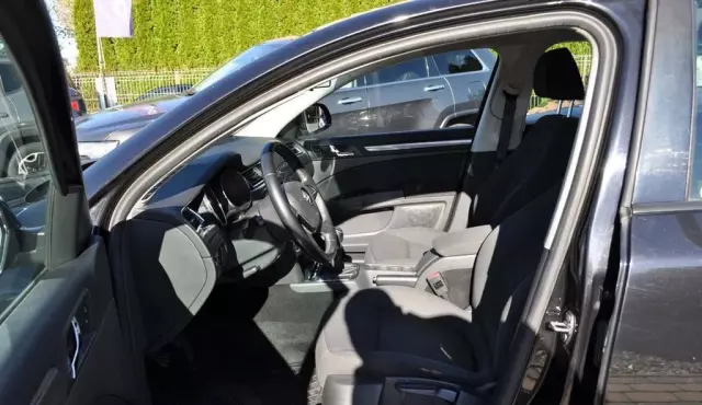 SKODA Superb 2.0 TDI (140 KM) DPF