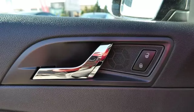 SKODA Superb 2.0 TDI (140 KM) DPF