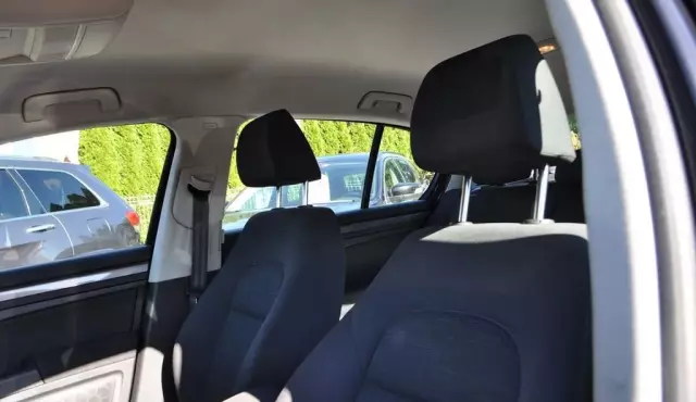 SKODA Superb 2.0 TDI (140 KM) DPF